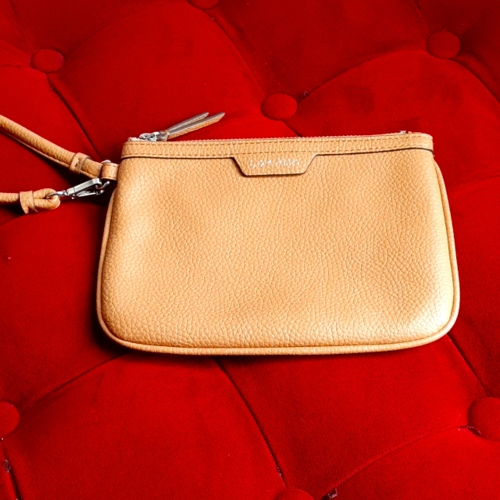 CALVIN KLEIN wristlet